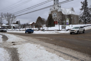 Montreal: Guided tour of the Laurentides Mont Tremblant