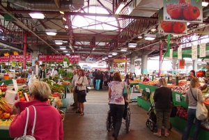 Montreal: Jean-Talon Market & Little Italy Highlights Tour