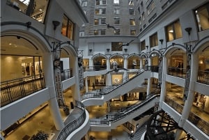 Montreal: Tour privato a piedi del centro e della metropolitana