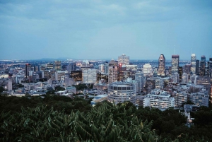 Montreal: Private Walking Tour with Underground City