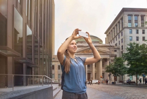 Old Montreal Highlights Private Guided Walking Tour