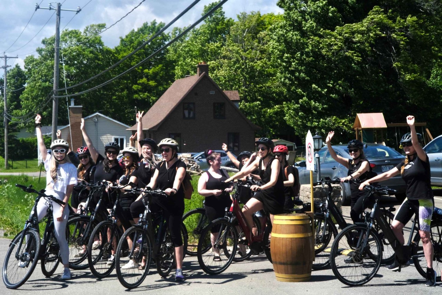 Quebec City - E-Bike Guided Tour on Ile d'Orléans (25miles)