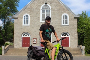 Quebec City - E-Bike Guided Tour on Ile d'Orléans (25miles)