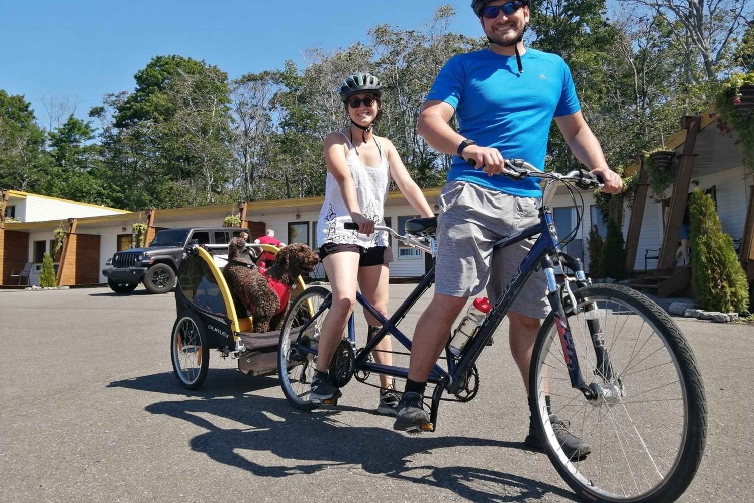 Quebec City - E-Tandem Rental on Ile d'Orléans