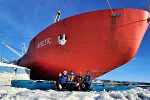 Quebec City: Ice Canoeing with Hot Chocolate & Sauna