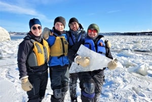 Quebec City: Ice Canoeing with Hot Chocolate & Sauna