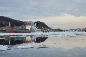 Quebec City: Ice Canoeing with Hot Chocolate & Sauna