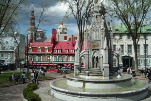 Quebec : Old Town Private Walking Tour With A Local Guide