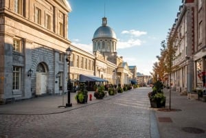 A Private Walk of Old Montreal: Historic & Cultural Sites