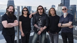 An Evening With DREAM THEATER - Platine Officiels