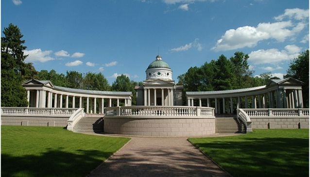 Arkhangelskoe estate