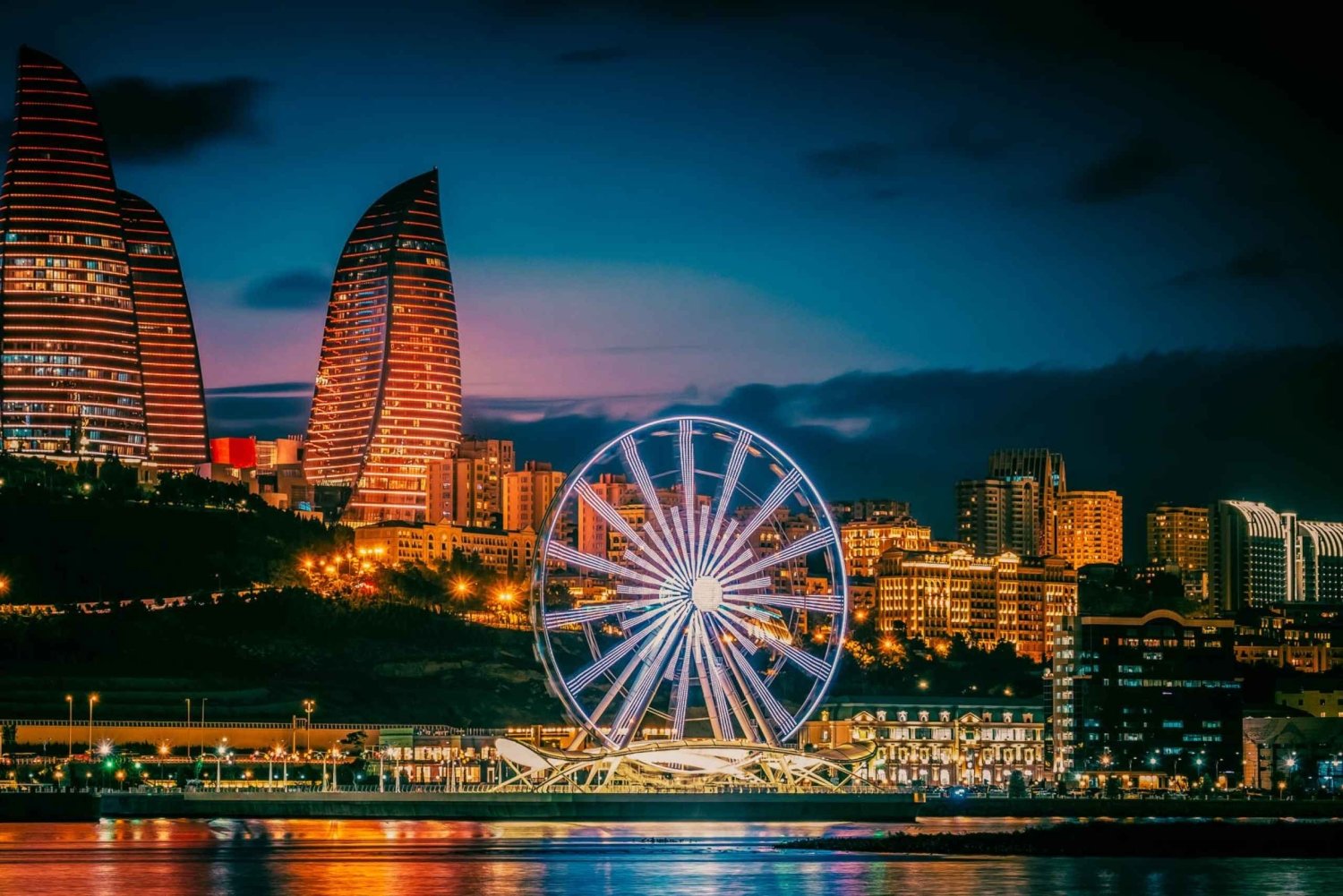 Baku: tour della città di un'intera giornata con pranzo azero, tutto compreso