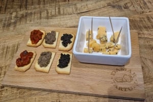 Belgrade: Street Food and Drinks Tour with 20+Tastings