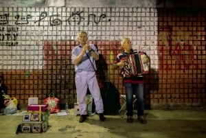 Belgrade: Street Food and Drinks Tour with 20+Tastings
