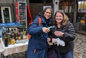 Belgrade: Street Food and Drinks Tour with 20+Tastings
