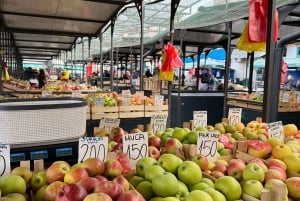 Belgrade: Street Food and Drinks Tour with 20+Tastings