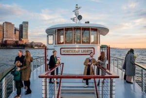 Boston: Cocoa and Carols Holiday Cruise
