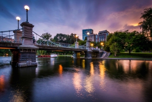 Boston: Summer Nights Trolley Tour og flodkrydstogt