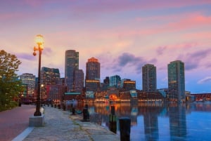 Boston: Summer Nights Trolley Tour og flodkrydstogt