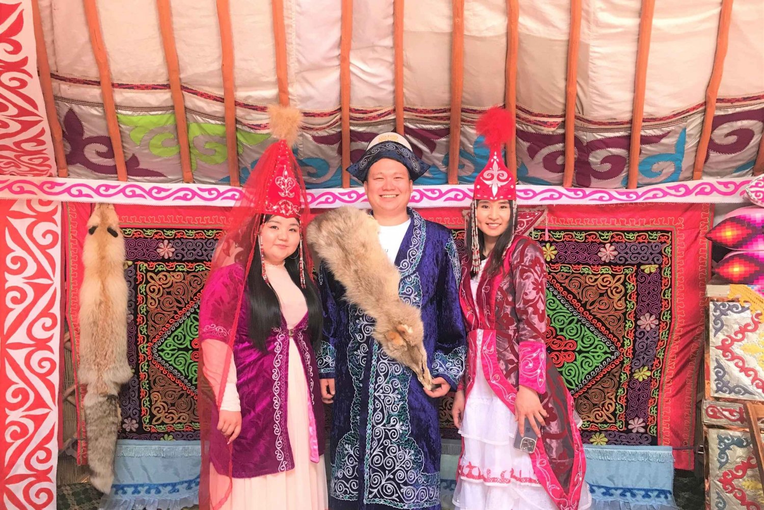 Ruokaile kazakstanilaisten nomadien kanssa: Terelj & Chinggis Khaan Adventure