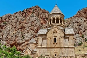 From Yerevan: Khor Virap Monastery, Winery & Birds Cave Tour
