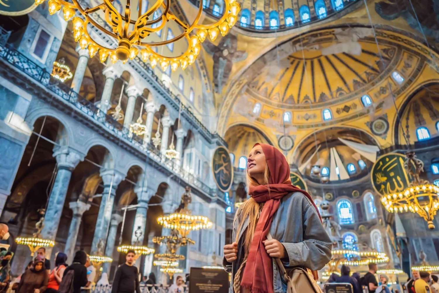 Istanbul: Tur til Hagia Sophia, Den Blå Moské og Den Store Basar