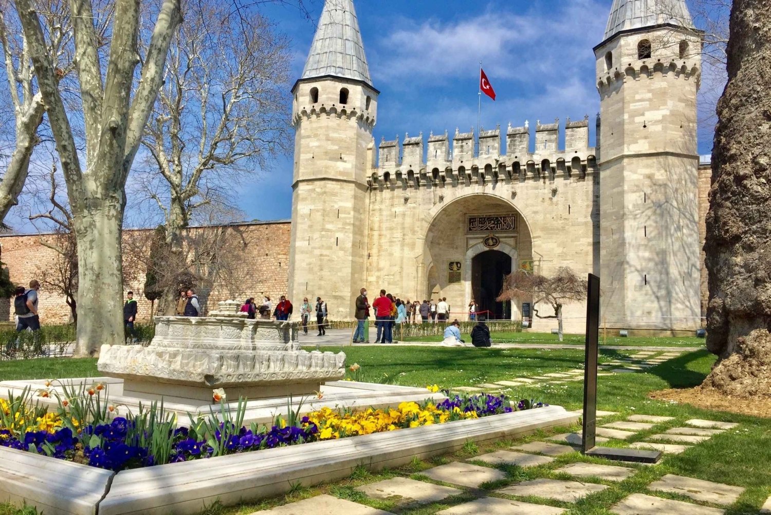 Estambul: Visita guiada al Palacio y Harén de Topkapı y a la Mezquita Azul