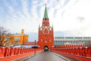 Kremlin and Red Square Private Tour with Pick-up