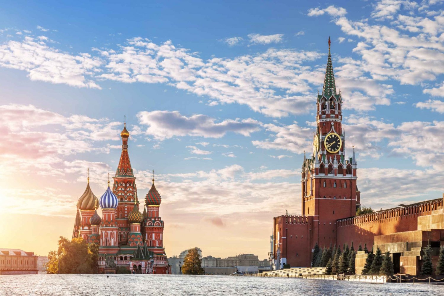 Moscow: Kremlin & Armory Tickets with Introductory Tour
