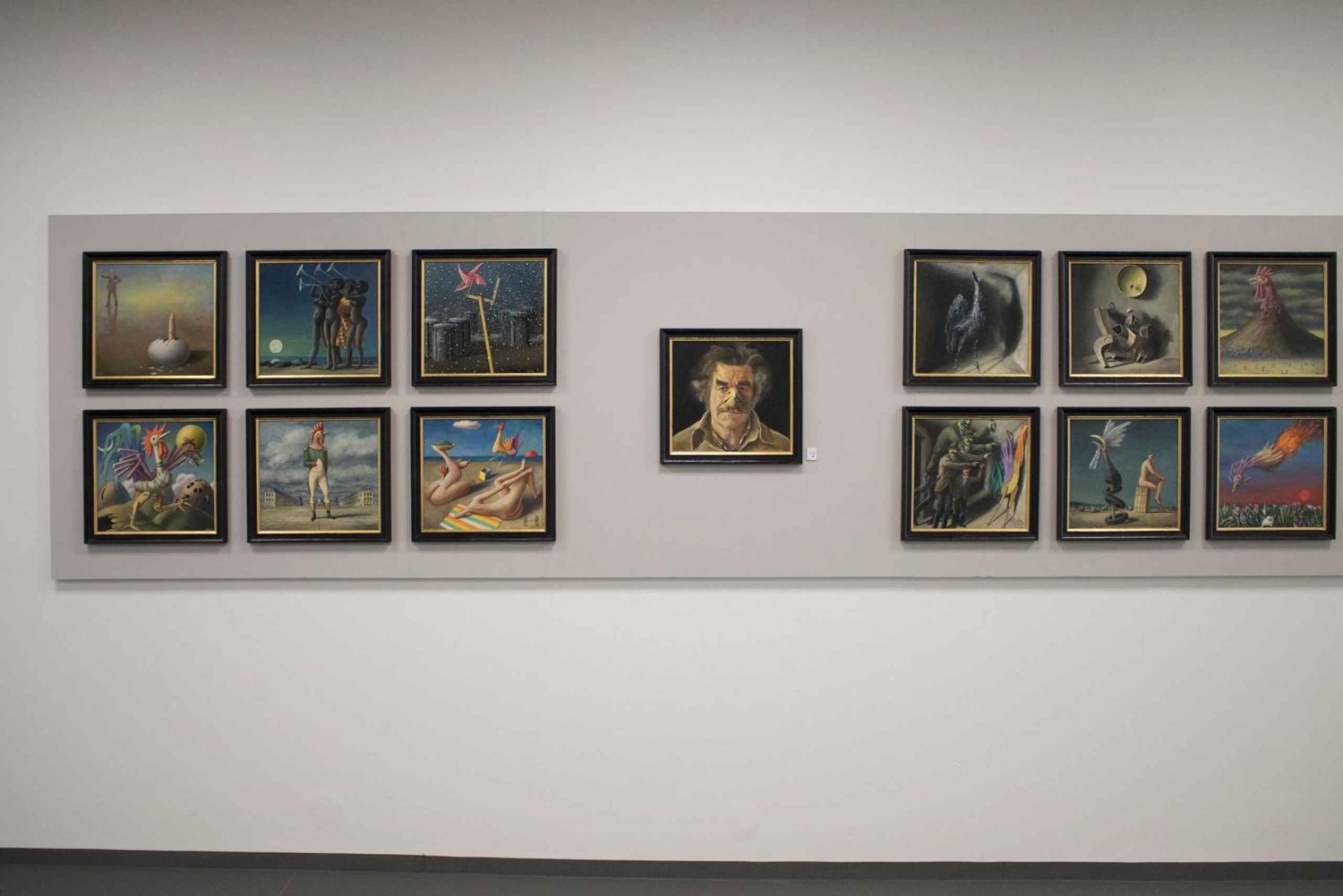 Inngangsbillett til LETTL Museum for surrealistisk kunst