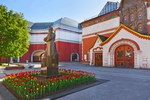Moscow: 2-Day Guided Museum Tour with Boat Ride