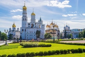 Moscow: 2-Hour Kremlin Guided Tour and Priority Entrance