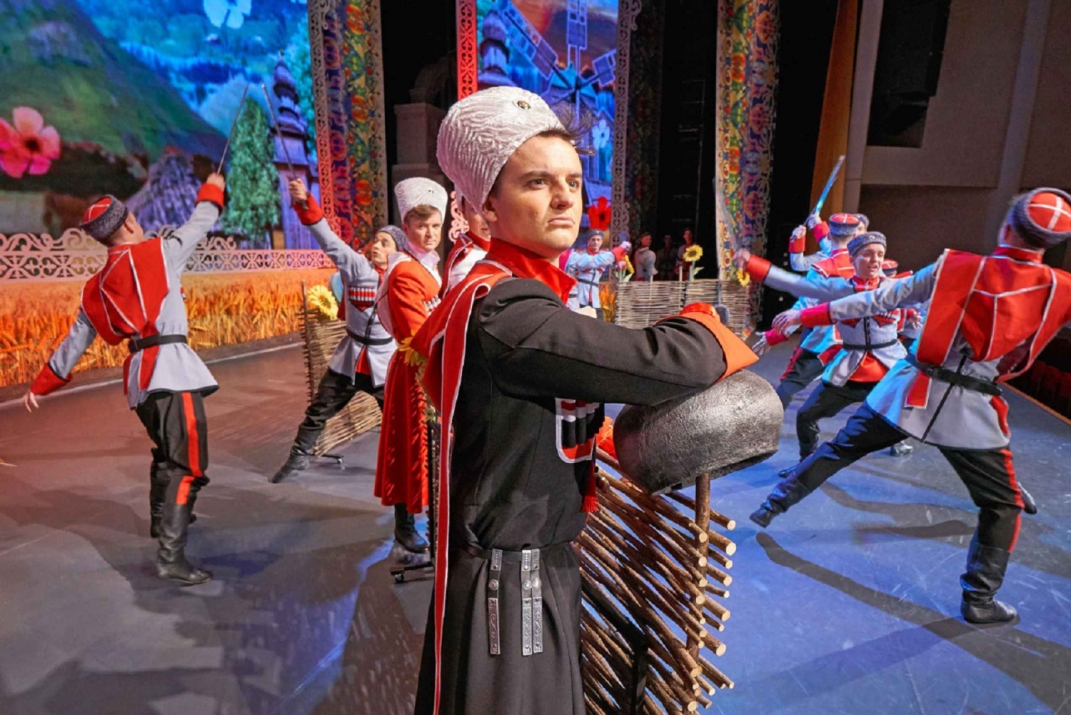 Moscow: 2-Hour Russian Folk Singing and Dance Show