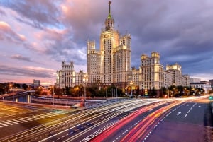 Moscow by Night: Four-Hour Sightseeing Tour By Car
