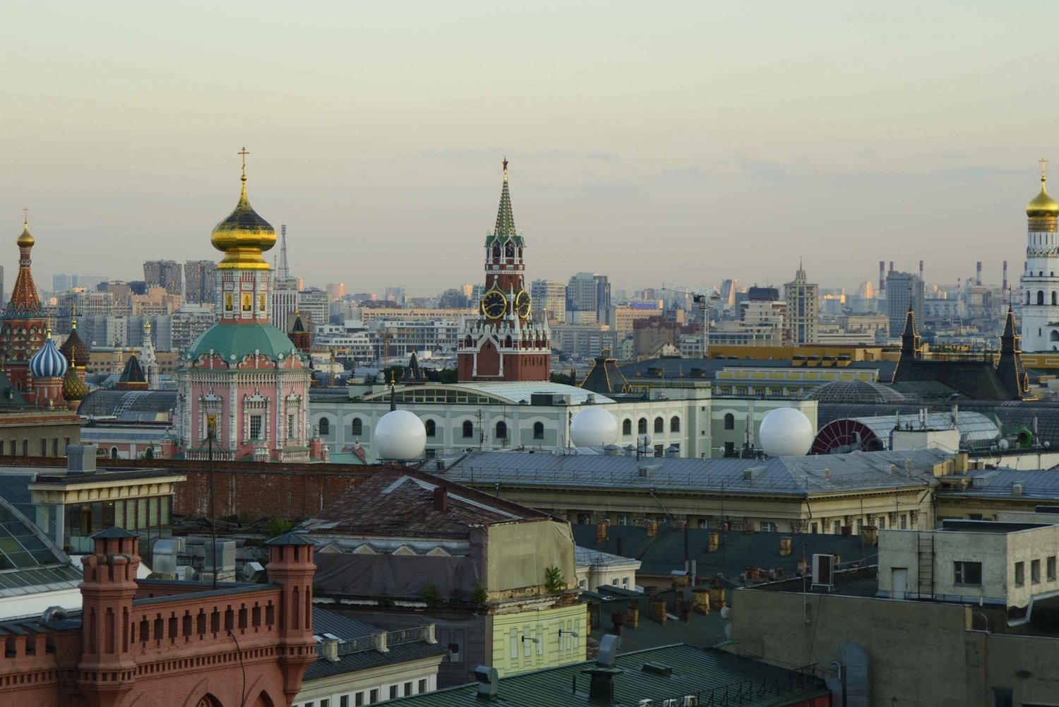 Moscow: Customized Private Walking Tour with a Local