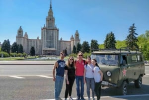 Moscow: Guided City Tour by Soviet Van