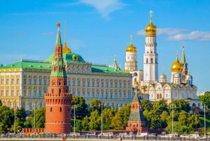Moscow Kremlin: Skip-the-Line Ticket and Introduction Tour