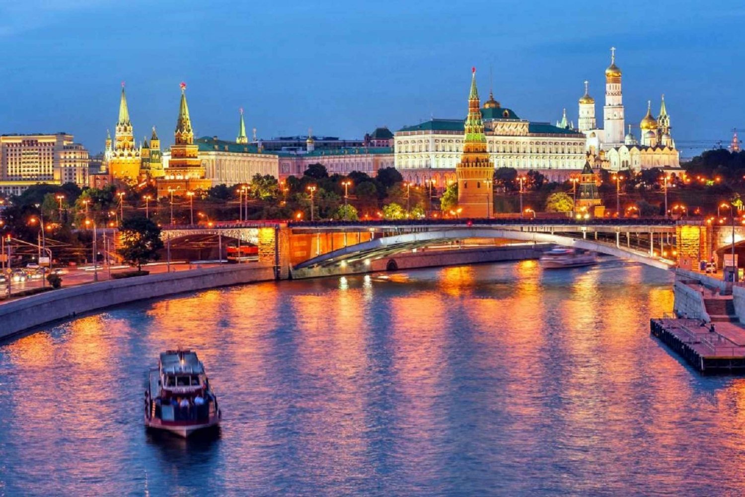 Москва река основная мысль. Реки Москвы. Москва река в Москве. Фото Москва река в Москве. Москва река на Руси.