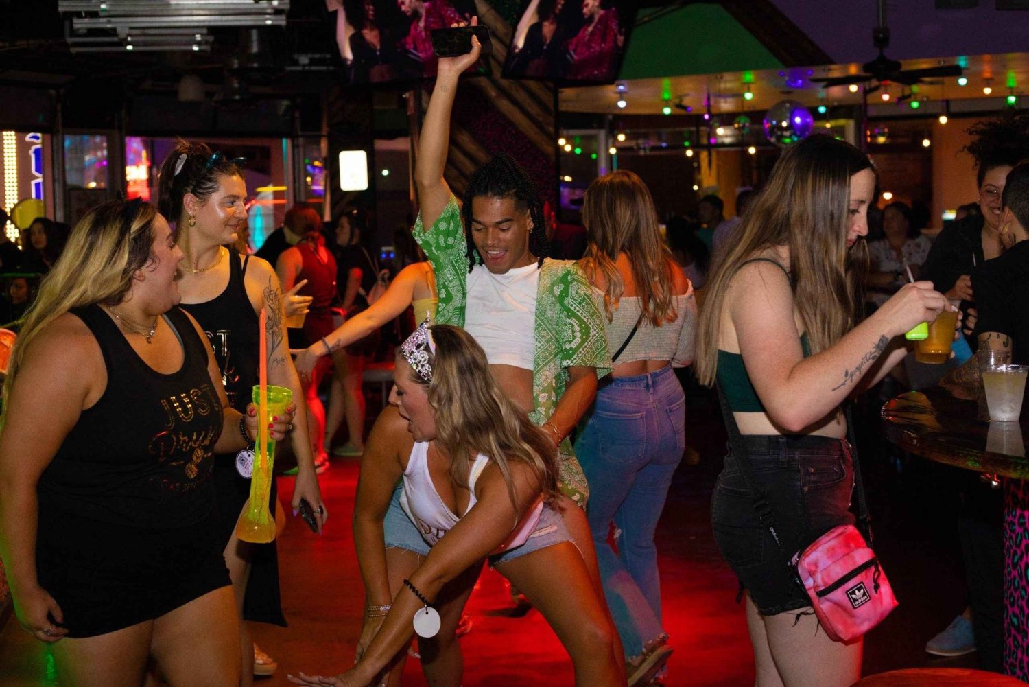 Nashville Bar Crawl: Geführter Pub Crawl mit Getränkerabatten