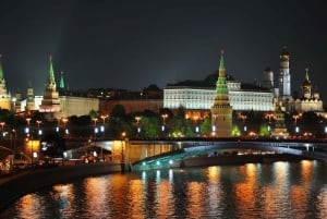 Moscow: Night Small Group Tour
