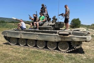 Experiencia Heavy Metal de conducción de tanques T-72