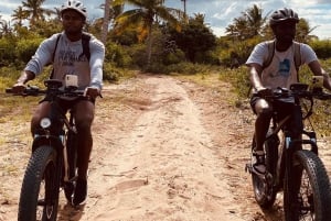 E-bike Tofo Tours: Tofo Beach, Mozambique