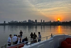 Croisière au coucher du soleil dans la baie de Maputo