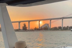 Croisière au coucher du soleil dans la baie de Maputo