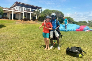Ponta Malongane: Paragliding Experience with Instructor