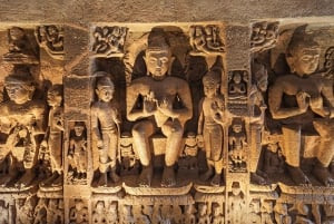 Erschwingliche Taxifahrt von Aurangabad zu den Ajanta & Ellora Höhlen