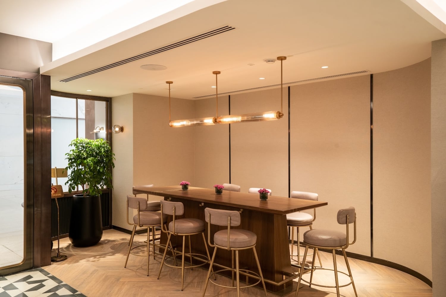 AMADEO By Oberoi