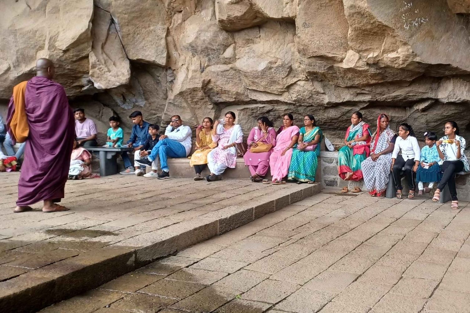 Aurangabad: Ajanta & Ellora-grottorna Dagstur (utan guide)