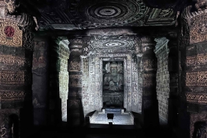 Tour privado de Aurangabad a Hampi, Badami, Ajanta y Ellora