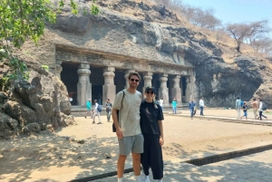 Visite quotidienne des grottes d'Elephanta avec masala chai et collations